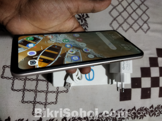 Vivo Y 19